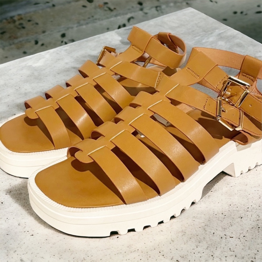 Torrid Size 10WW Tan Chunky‎ Gladiator Sandal Strappy Wide Width